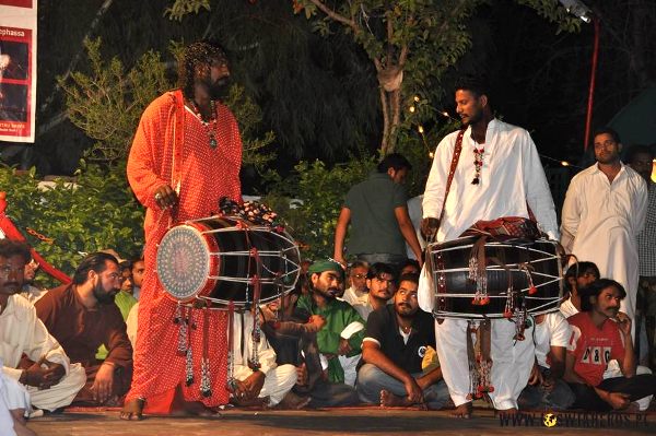 Pakistan: wirujący trans w mieście Lahore