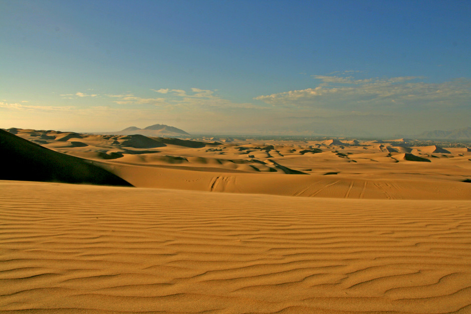 Peru - sandboarding