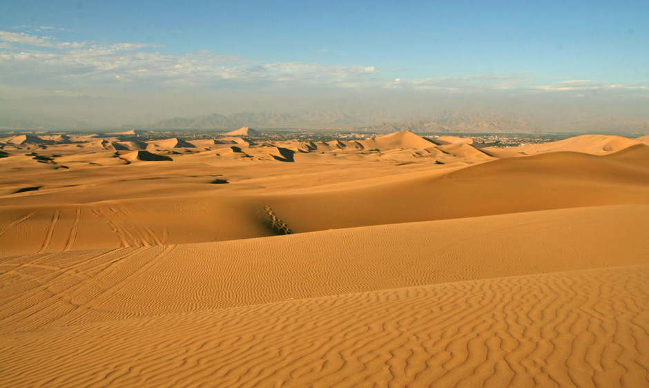 Peru - sandboarding