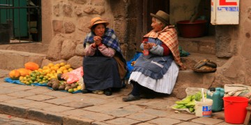 Handel na ulicach Cuzco jest czymś oczywistym. (Fot. Kuba Fedorowicz)