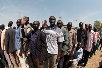 Dżuba, Sudan Południowy. Kolejka do głosowania w referendum.