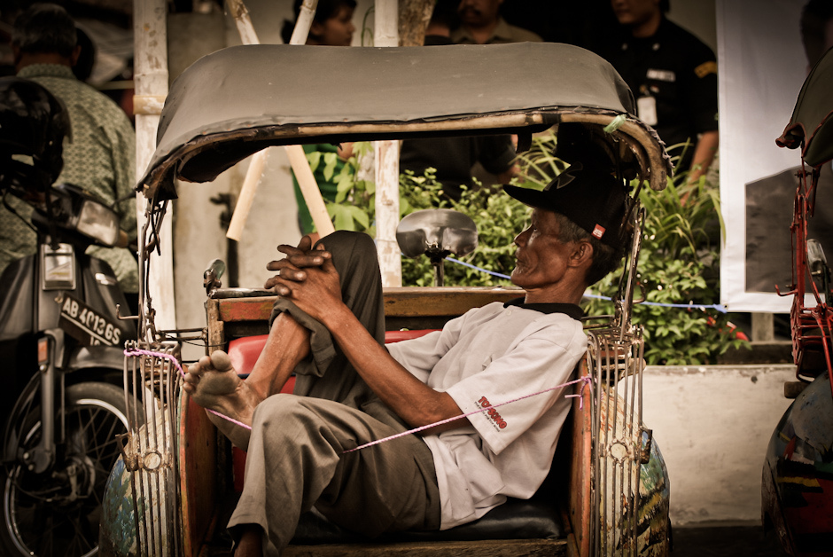 5. INDONEZJA, Jogyakarta. Najciekawszym zjawiskiem jest ich wielofunkcyjność... 5. INDONEZJA, Jogyakarta. Najciekawszym zjawiskiem jest ich wielofunkcyjność...