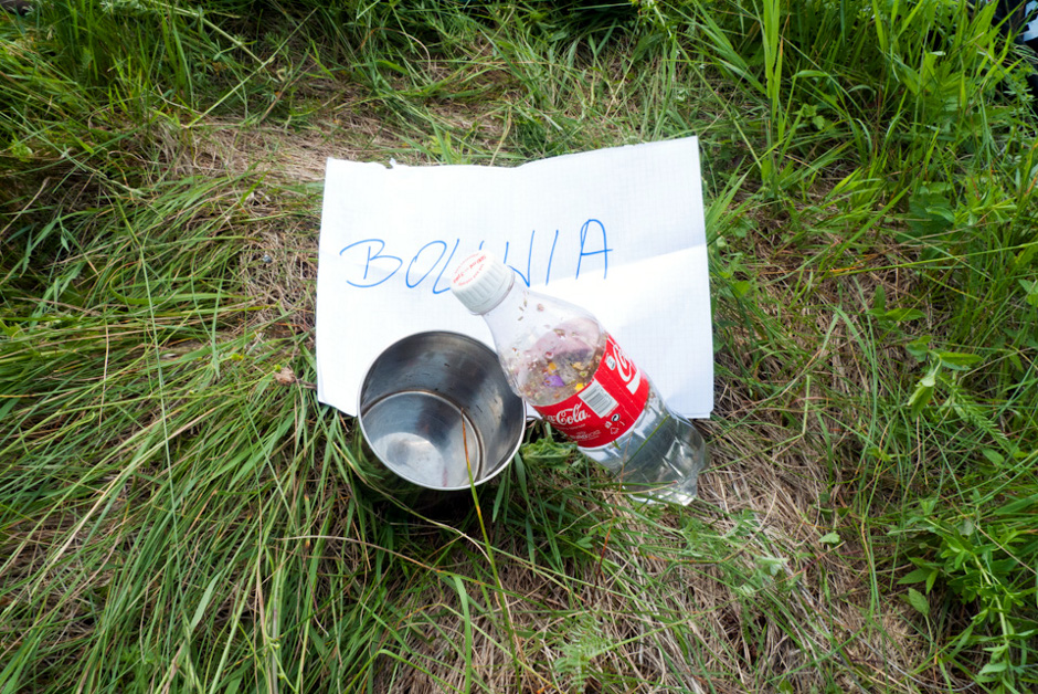 16. STACJA BIESZCZADY. Kolejne zadanie czekało na dzielnych backpakerów w Boliwii, która mieściła się za najwyższym wzgórzem w okolicy... (Fot. Paweł Olszański) Boliwia w Bieszczadach